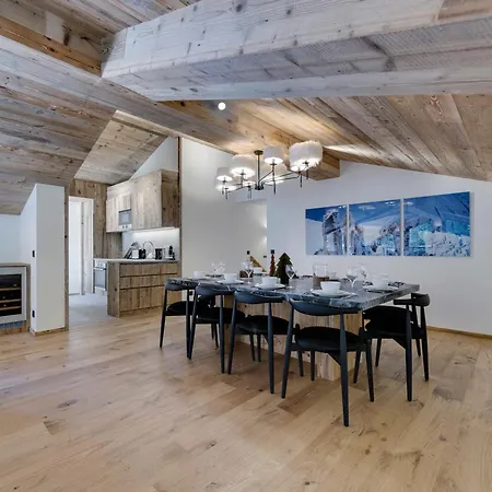 Apartament Duplex A Val D'isere, Sauna, Cheminee, 4 En Suite, Parking, Pour 8 Personnes - Fr-1-567-123 *